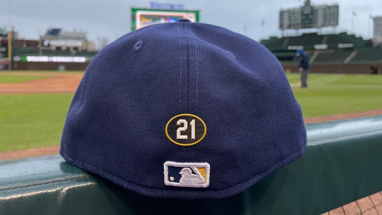 Source: No MLB Postseason Patch on Caps or Jerseys in 2021