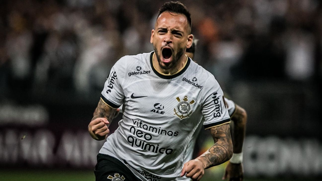 Flamengo nega proposta por Maycon e descarta contratação no Corinthians.