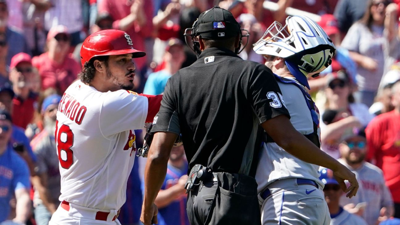 Cardinals rookie gets back 1st-hit ball after Mets' Alonso throws it into  the stands - NBC Sports