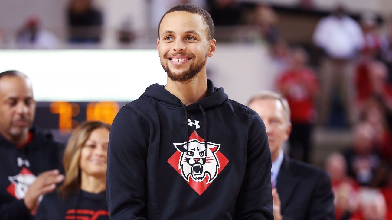 Stephen Curry graduates from Davidson, joins ranks of athletes who returned for ..