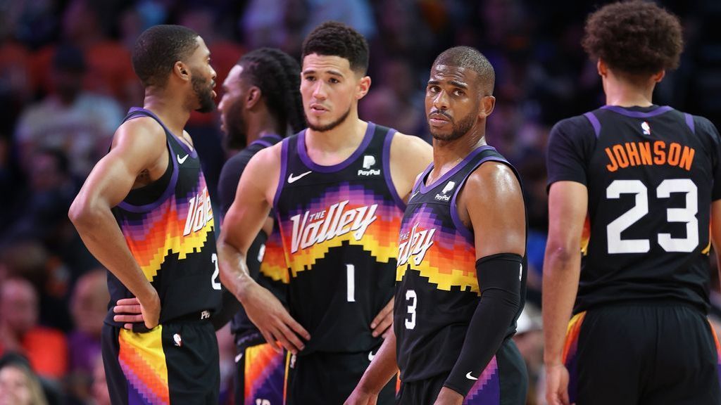 Chris Paul says he's not retiring after Phoenix Suns' season ends in stunning bl..