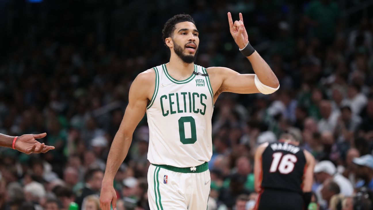 BOSTON CELTICS JAYSON TATUM - boston celtics