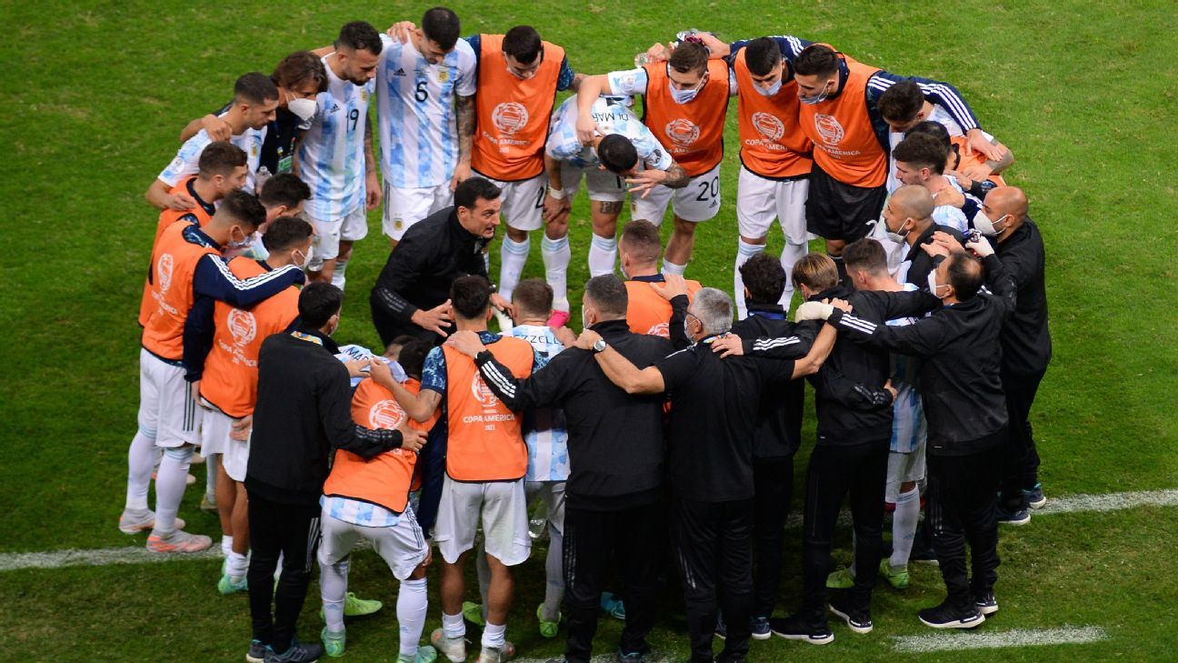 Quién es el entrenador más joven en ganar el Mundial? La edad y el