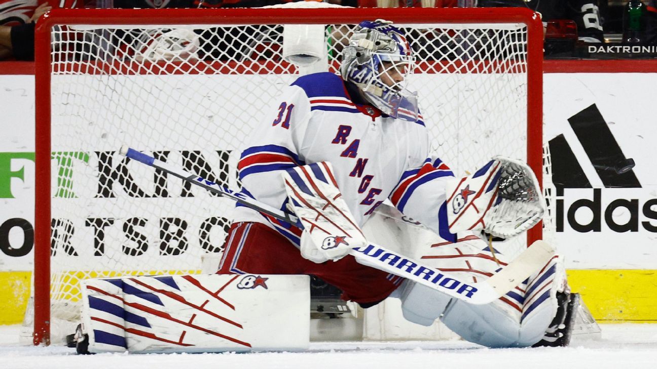 New York Rangers goaltender Igor Shesterkin (31) stands in goal in the  third period of an