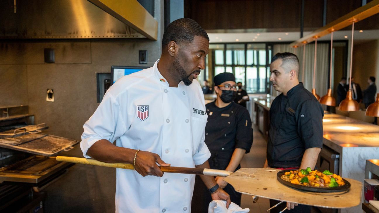 Meet the USWNT chef chargeable for feeding the World Cup champs throughout qualifiers in Mexico