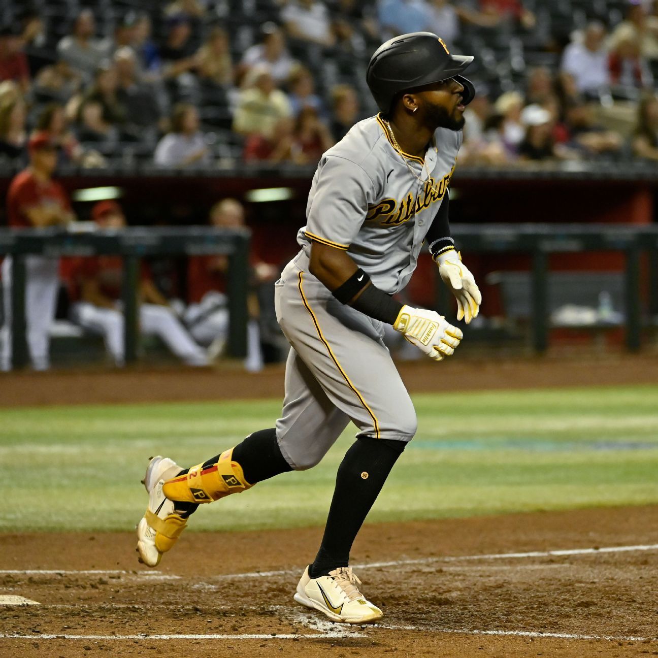 Rodolfo Castro ditches phone, brings bat to help Pirates beat ...