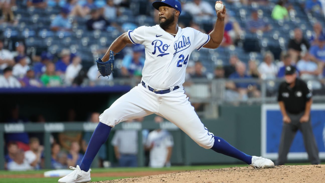 Game-Used Jersey: Amir Garrett (MIN@KC 9/22/22) - Size 46