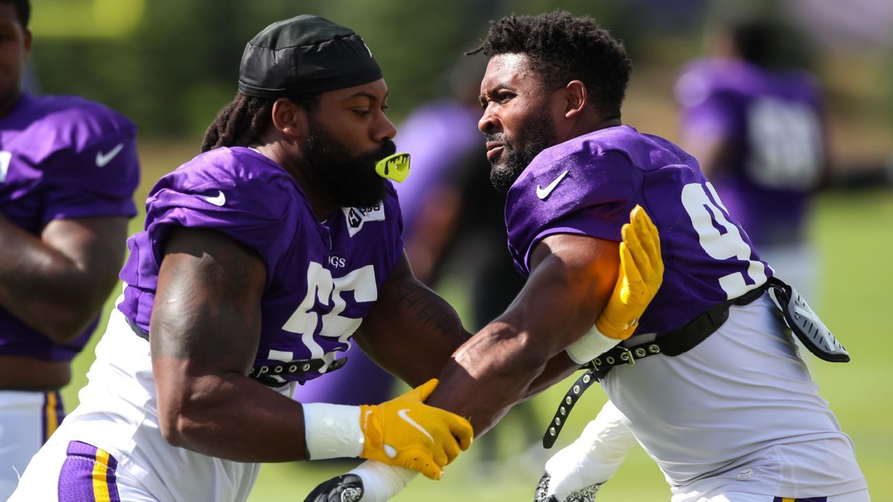 Za'Darius Smith criticizes Green Bay Packers for treating him