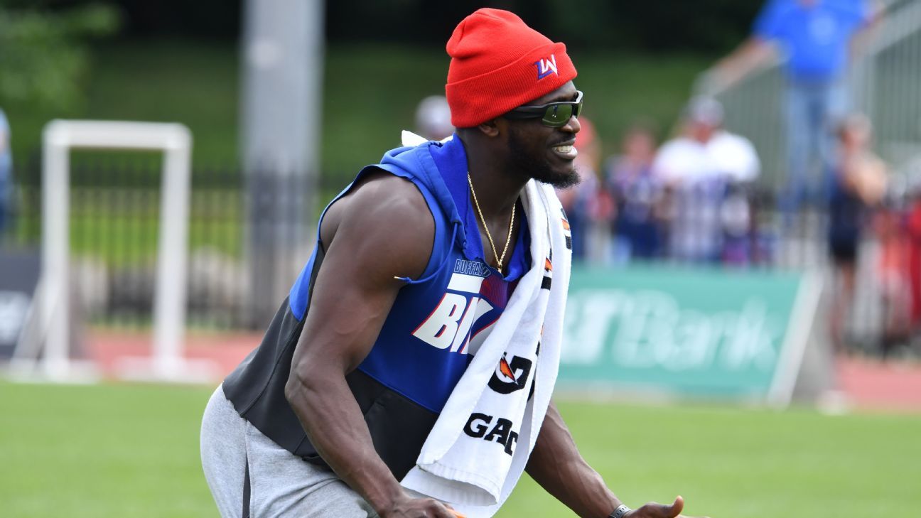 Bills bring Tre'Davious White jersey during postgame press conference