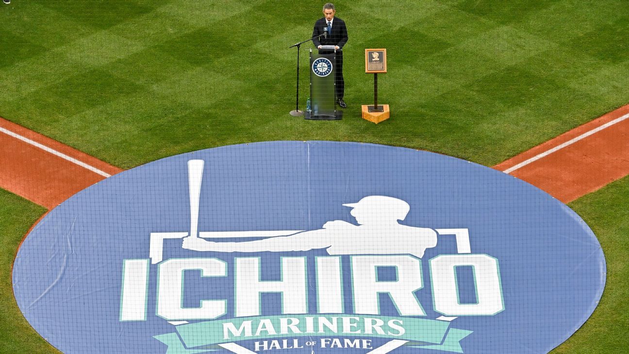 Ichiro expresses gratitude entering Mariners Hall of Fame