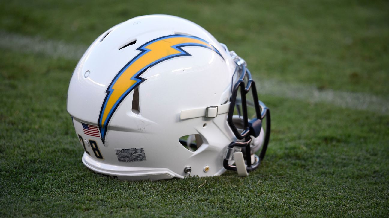 Chargers hire Western Michigan's O'Leary as DC