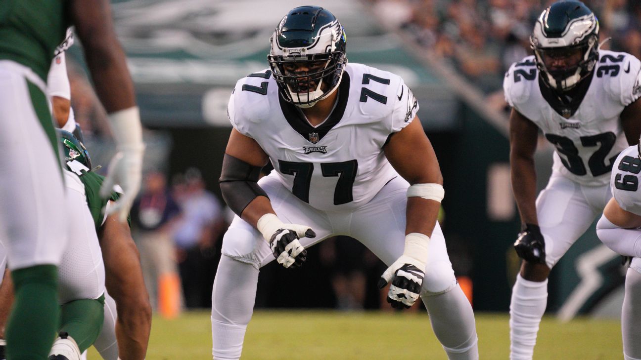 Philadelphia Eagles: Andre Dillard is a walking penalty