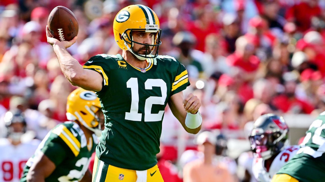 Bears-Packers SNF Betting Preview: Best Bets, Player Props, Picks, NFL and  NCAA Betting Picks