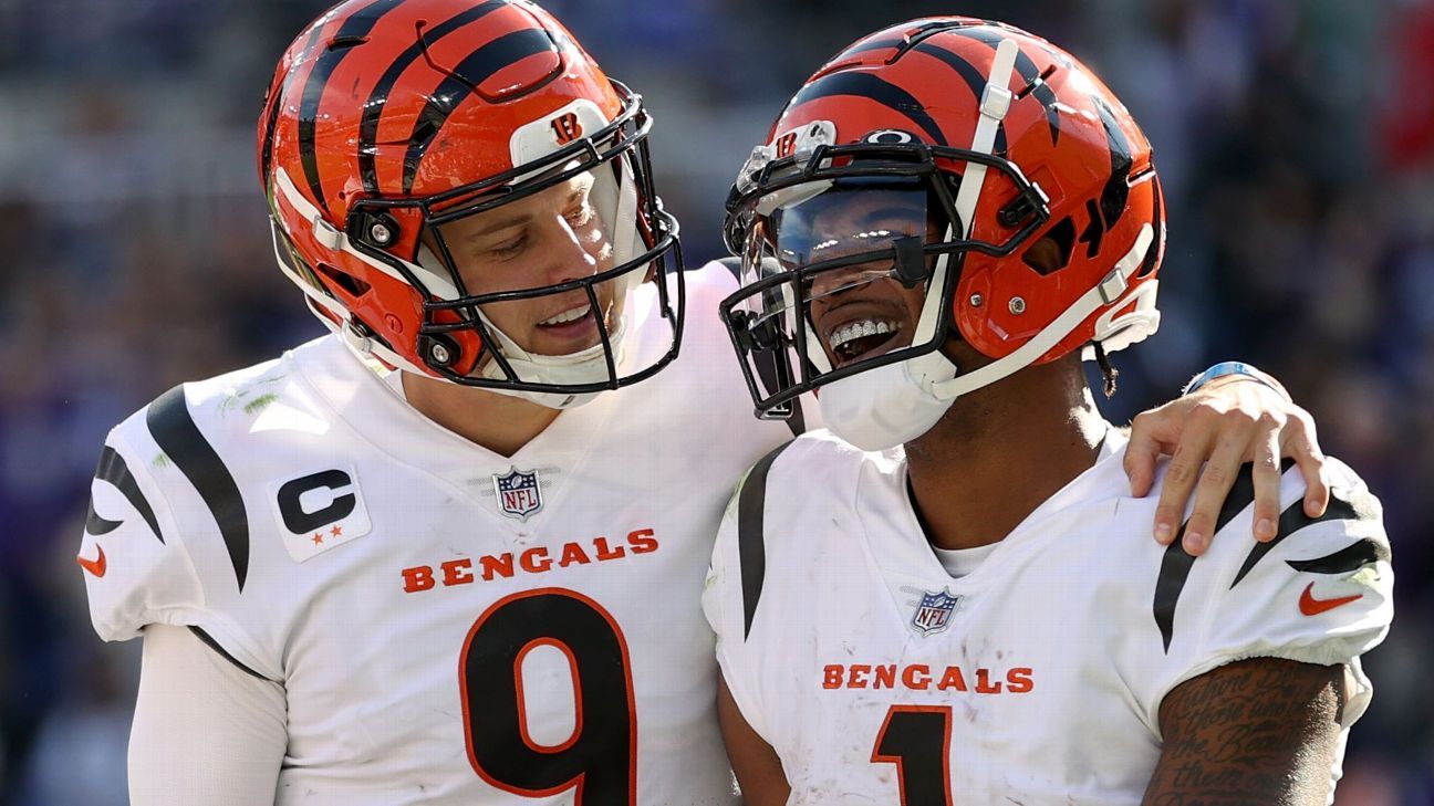 Bengals QB Joe Burrow sports Ja'Marr Chase throwback jersey ahead