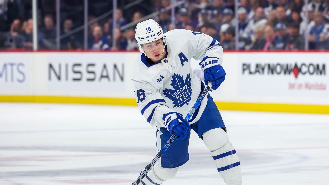 Mitch Marner has tied the Leafs record for longest point streak