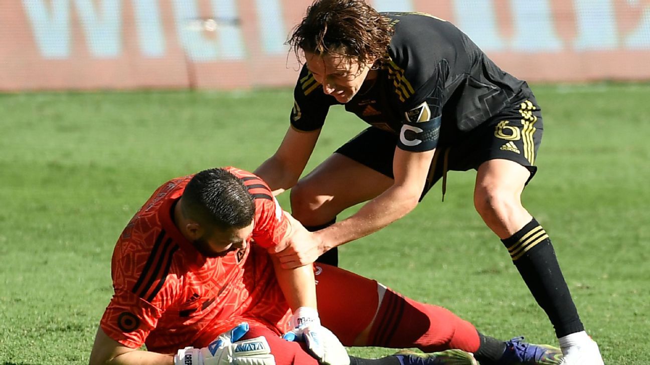 Los Angeles FC goalkeeper Maxime Crépeau (16) during a MLS match