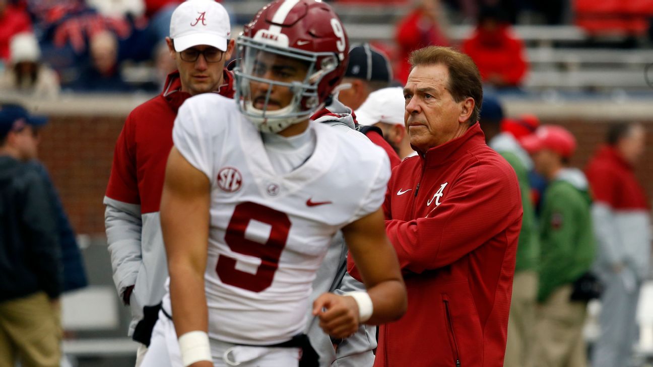 College football rankings: Alabama, Ohio State lead the AP