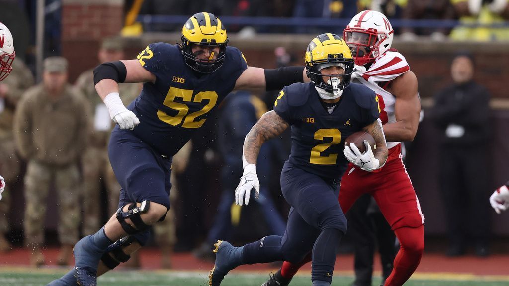 U-M on 'happy ride' after 1st 10-0 start since '06