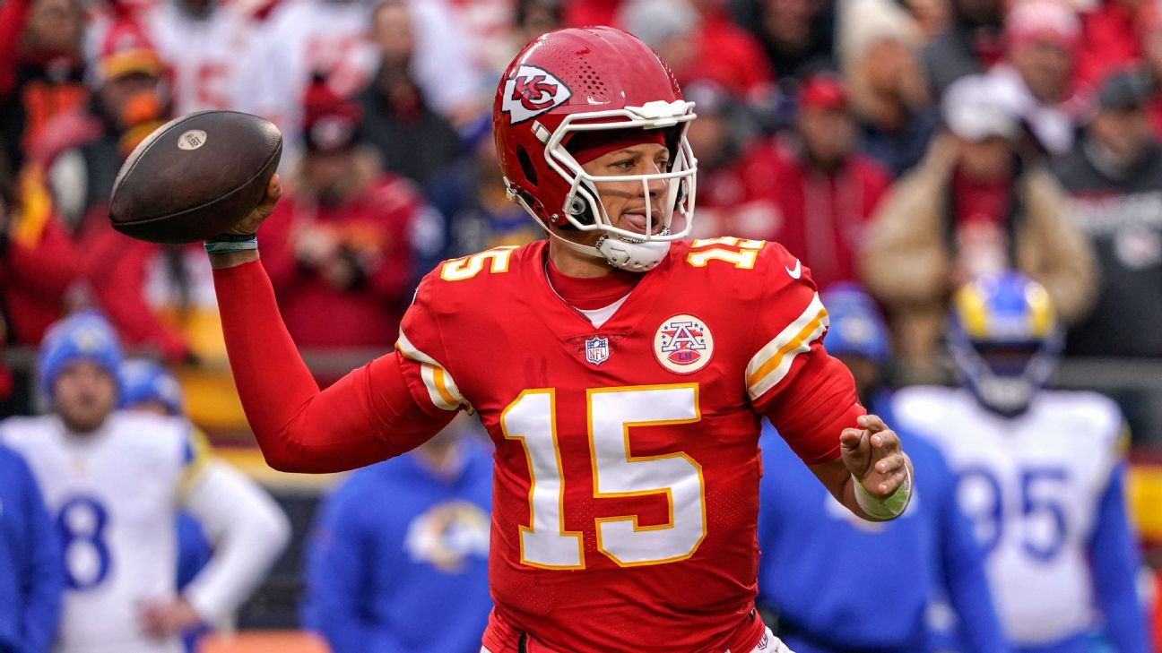 NFL Week 6 expert picks: Chiefs-Bills rematch, Eagles face Cowboys