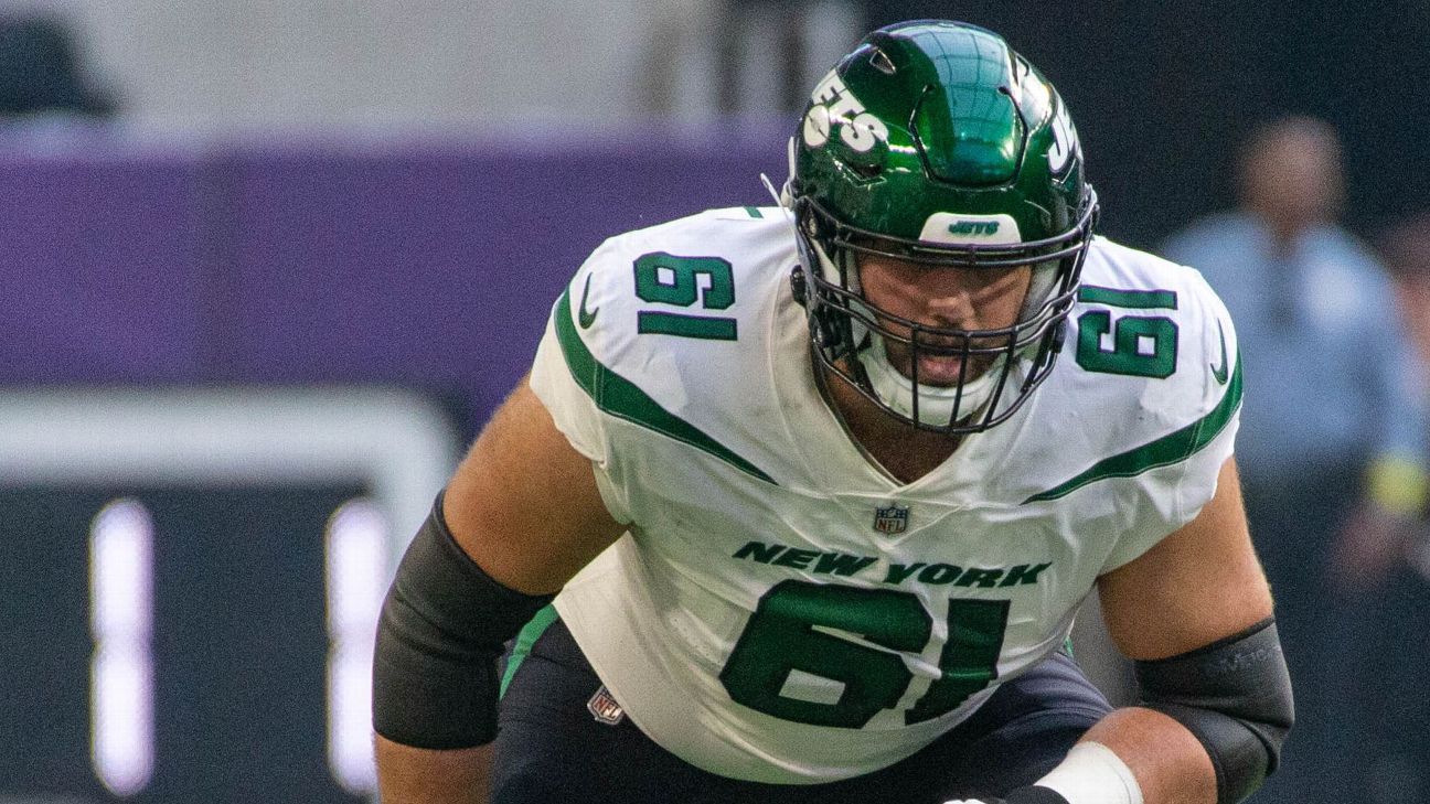 New York Jets offensive tackle Max Mitchell (61) in action against the  Baltimore Ravens during an NFL football game, Sunday, Sep.11, 2022, in East  Rutherford, N.J.. (AP Photo/Rich Schultz Stock Photo - Alamy