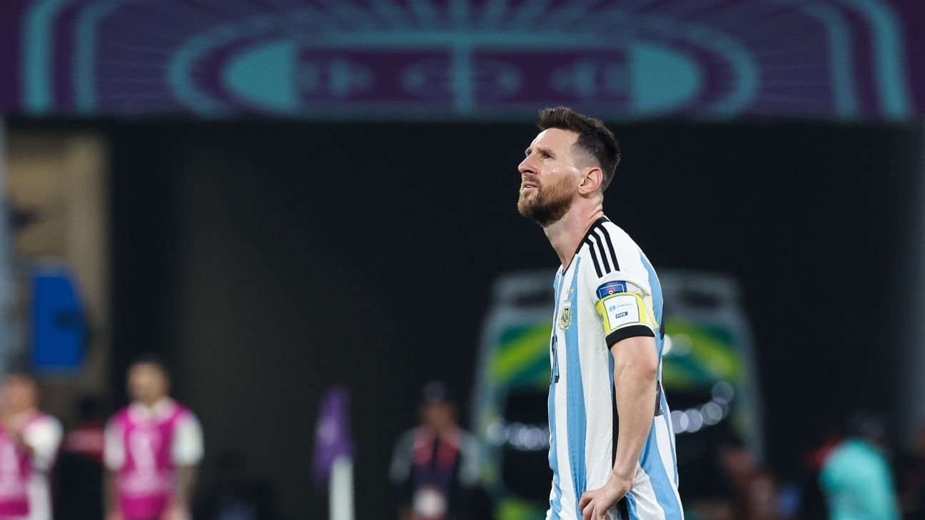 Argentina reaches Qatar 2022 semifinals with penalty shootout win over  Netherlands in World Cup thriller