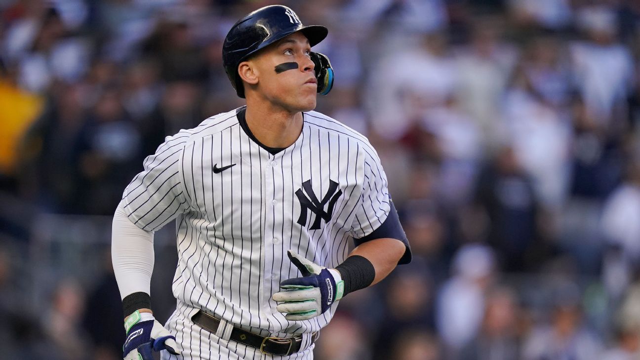 How Yankees' Aaron Judge was Derek Jeter -- for a night 