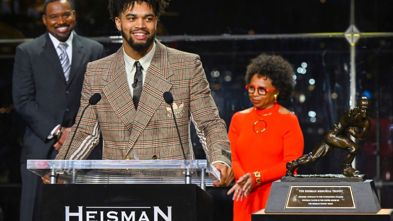 USC quarterback Williams wins Heisman Trophy