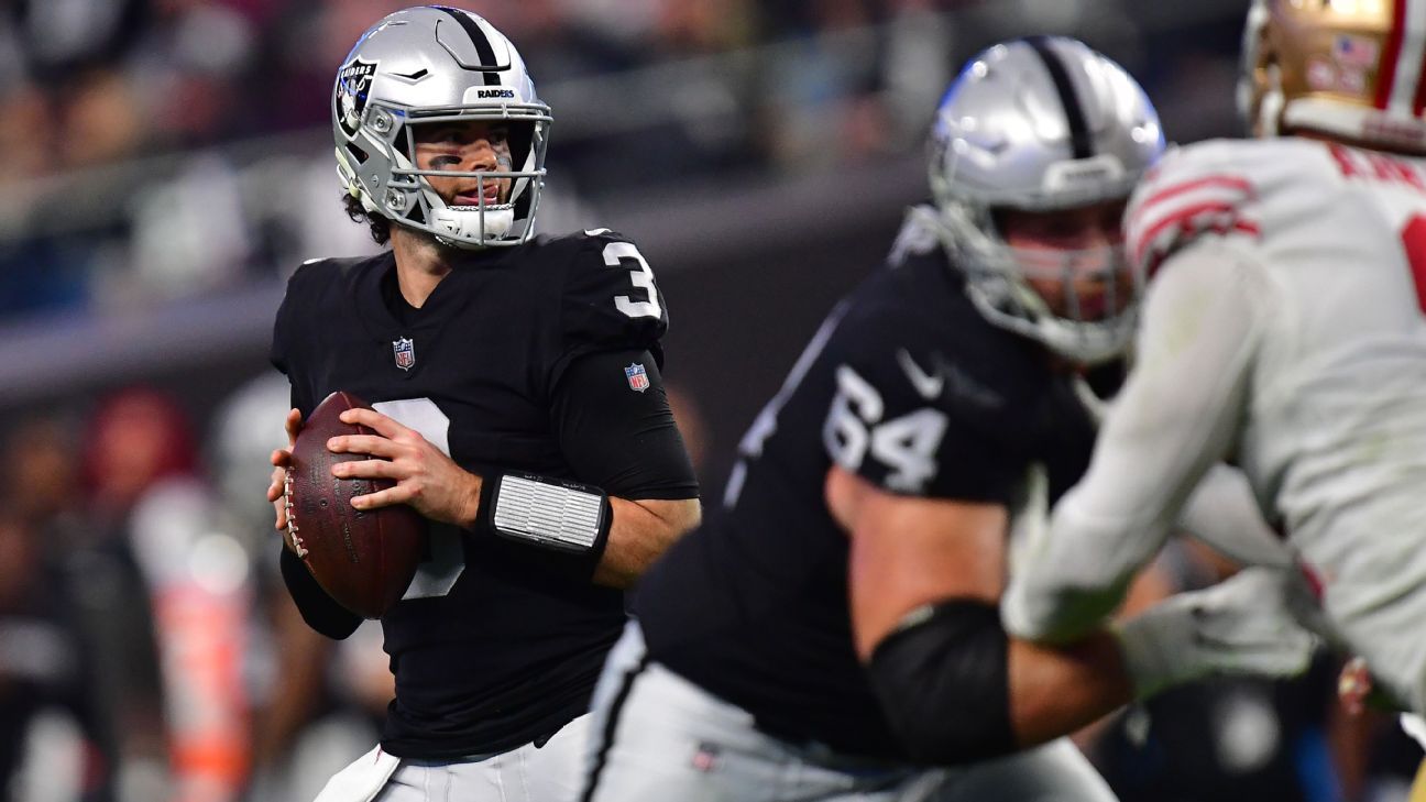 Stidham helps Raiders nearly shock Niners in his 1st start