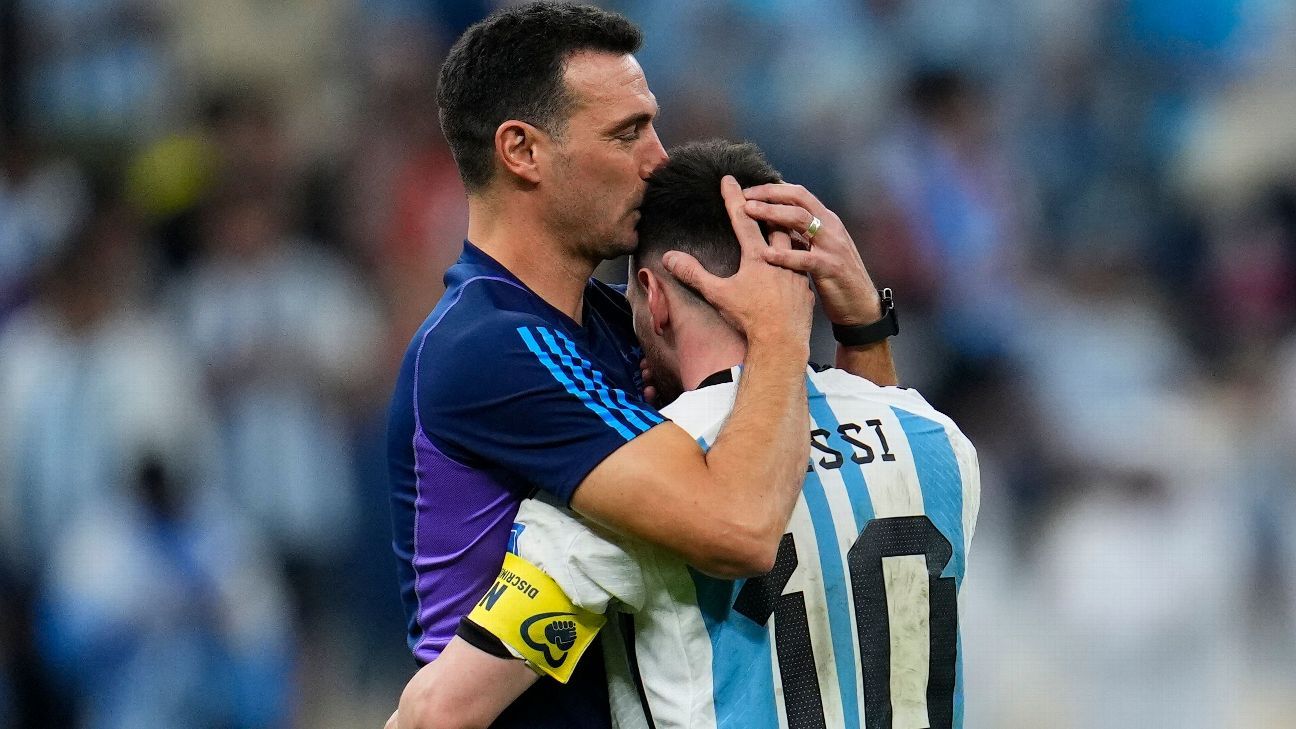 Lionel Scaloni fue homenajeado por Deportivo La Coruña