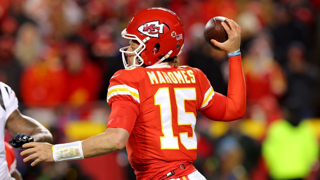 Patrick Mahomes starts Super Bowl loss with second-worst first quarter of  his career