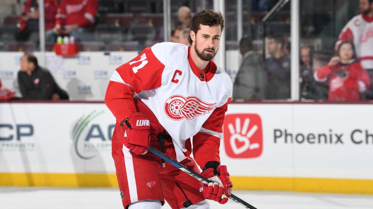 Red Wings re-sign Dylan Larkin to $30.5 million, 5-year deal