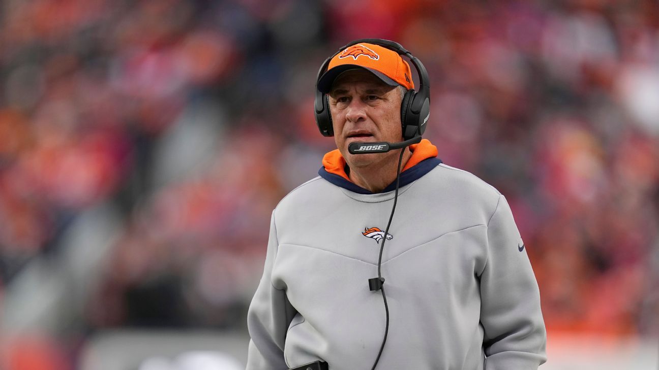 Vic Fangio Takes Over As The Dolphins New Defensive Coordinator