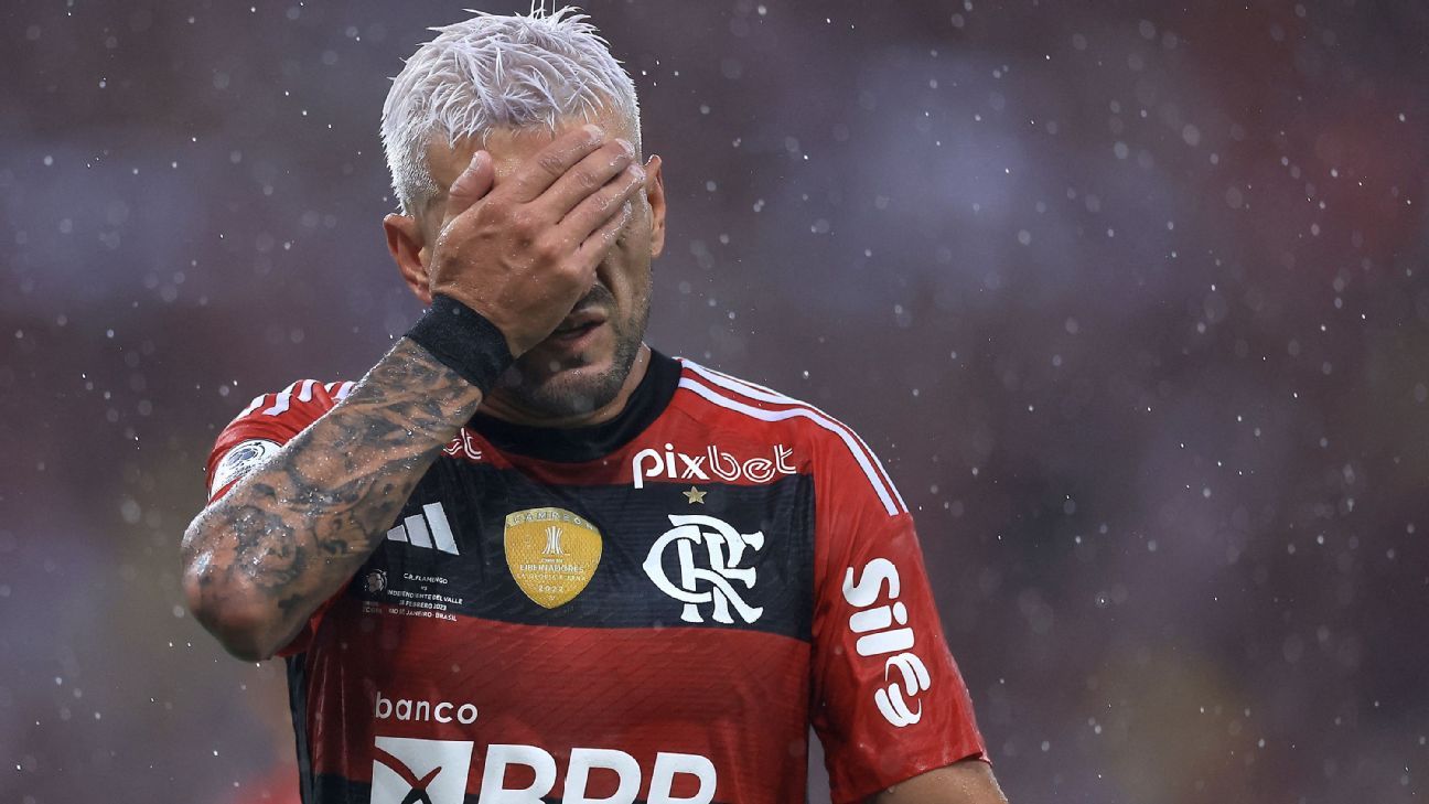 Flamengo sem Arrascaeta: como são os números do time sem uruguaio e as opções de Sampaoli para repor perda