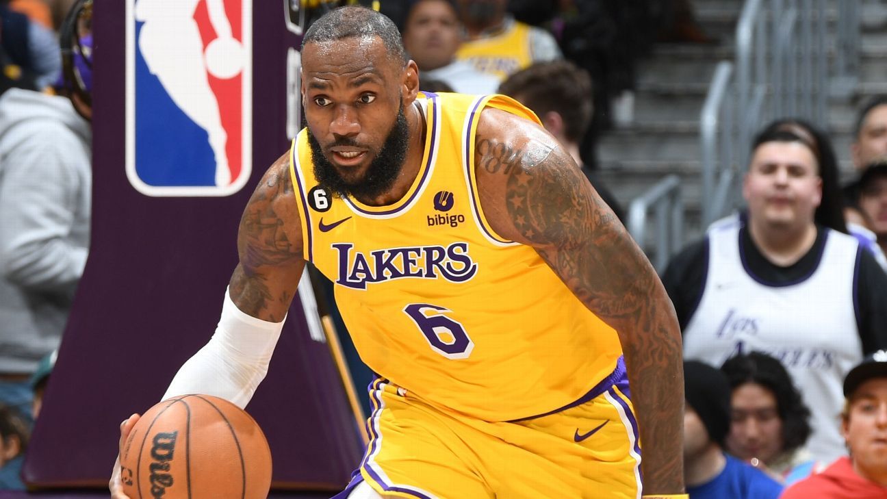 Lakers' LeBron James will miss at least three key weeks