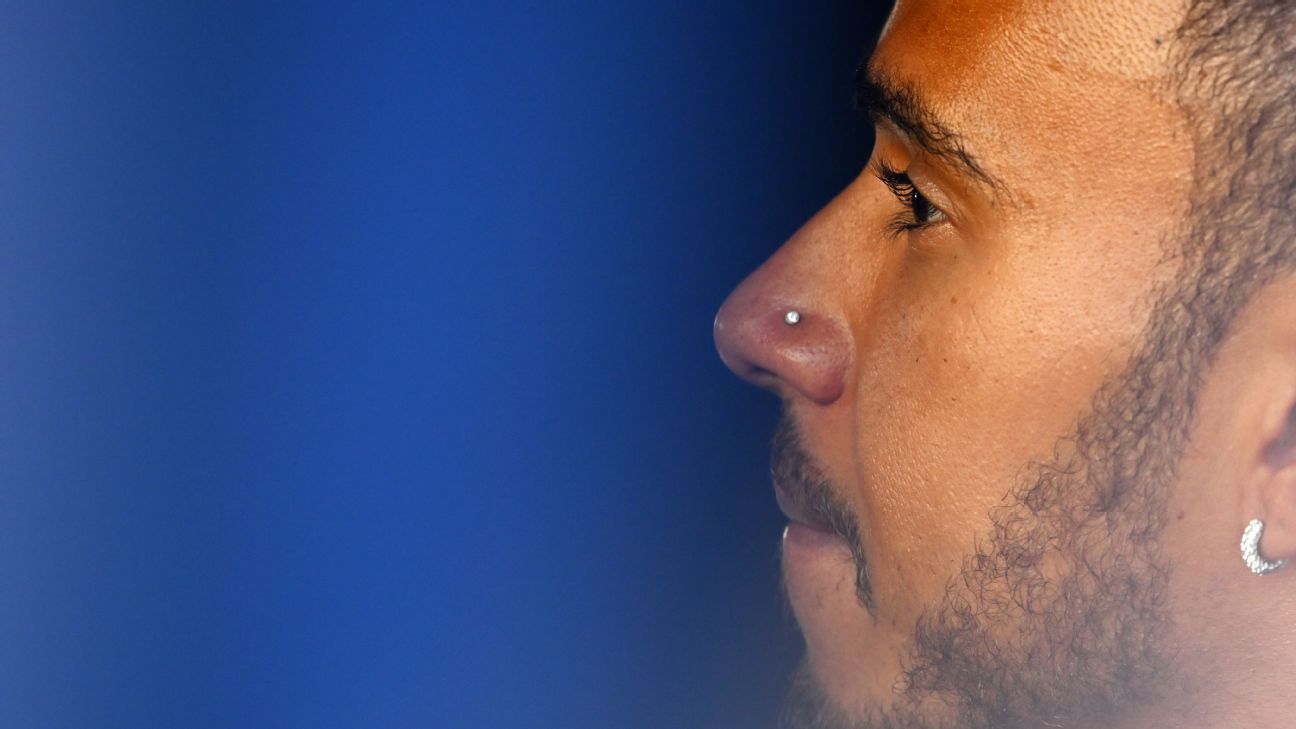 Hamilton cleared to race in Bahrain after jewelry inspected