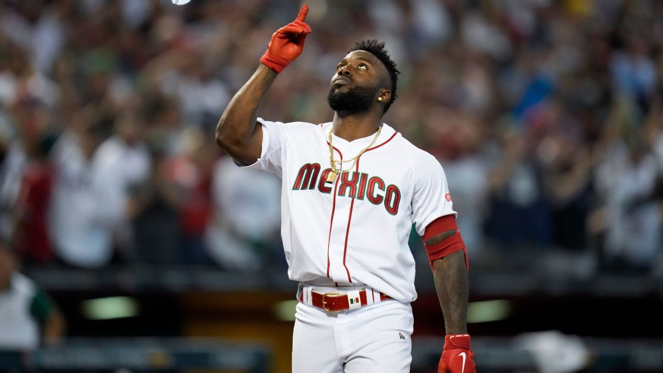 Randy Arozarena festejó home run con sombrero de mariachi - ESPN