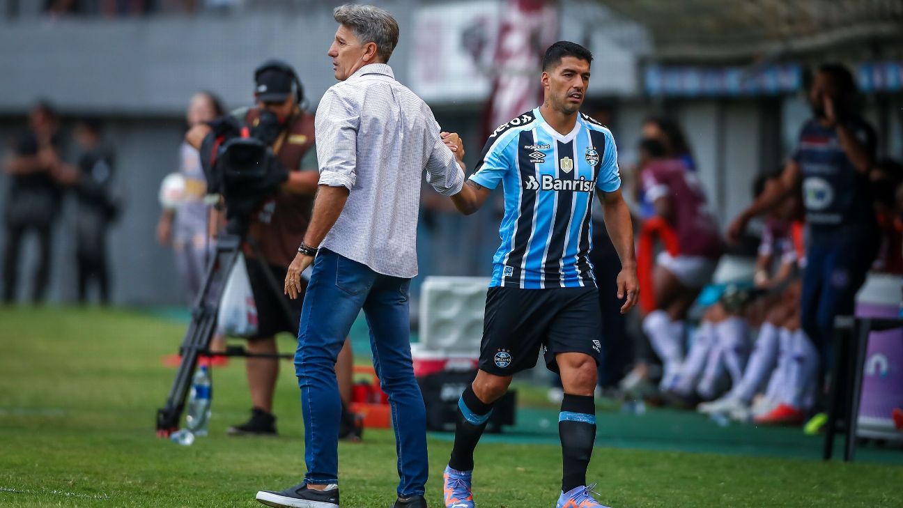 Luis Suárez volta ao Grêmio contra o Flamengo? Nem Renato Gaúcho sabe: 'Perguntem para ele'