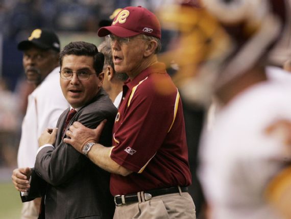 Dan Snyder is now giving money to Native Americans angry at Redskins' name  – The Denver Post