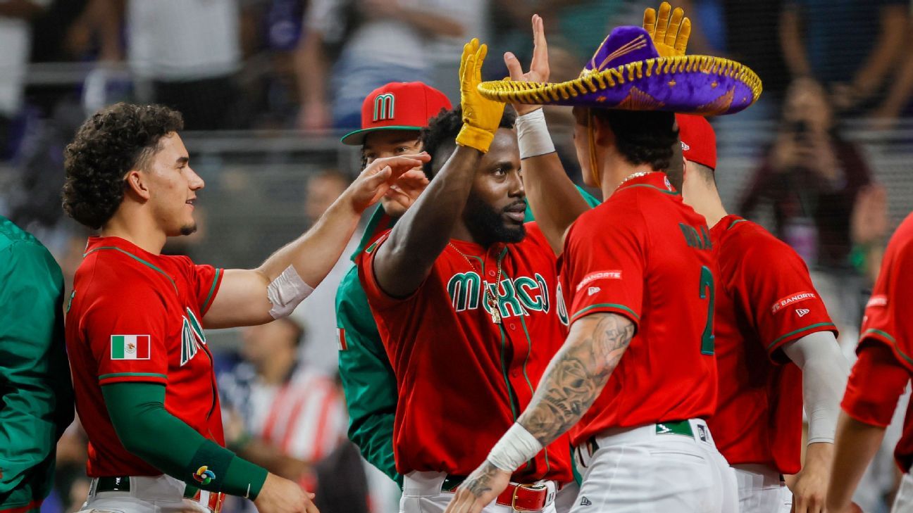 Mexico downs Puerto Rico to reach World Baseball Classic semis - ESPN