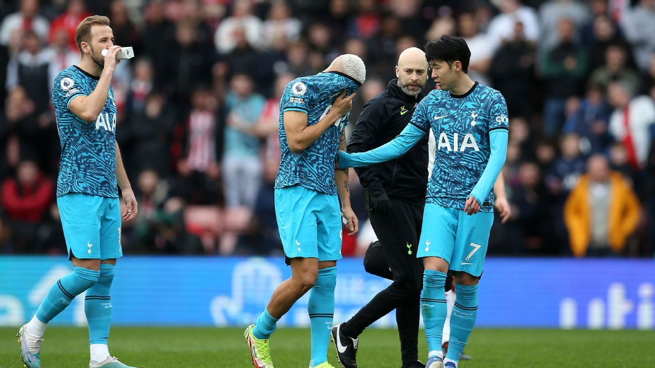 ESPN FC on X: TOTTENHAM SCORE TWO GOALS IN LESS THAN FIVE MINUTES IN  INJURY TIME TO COMPLETE THE COMEBACK AGAINST SHEFFIELD UNITED! 😳🔥  Richarlison and Kulusevski save the day 👏  /