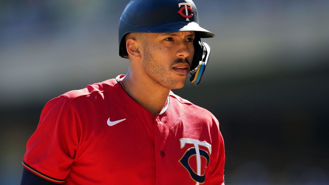 Twins place SS Carlos Correa on IL with plantar fasciitis