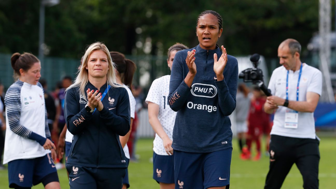 Wendie Renard returns to first France roster with Herve Renard