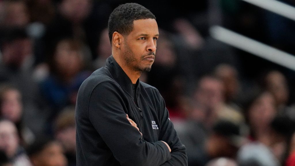 Detroit Pistons hiring former Rockets head coach Stephen Silas as