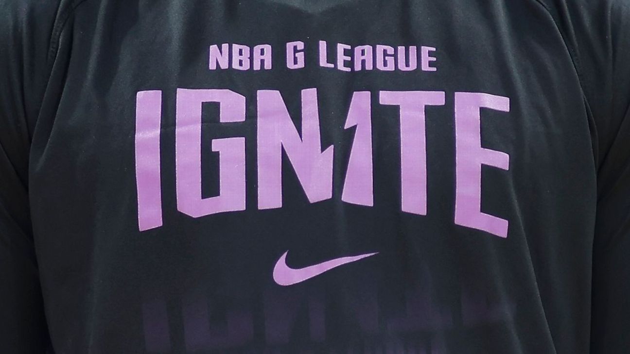 El pívot español Izan Almanza ha firmado con G League Ignite