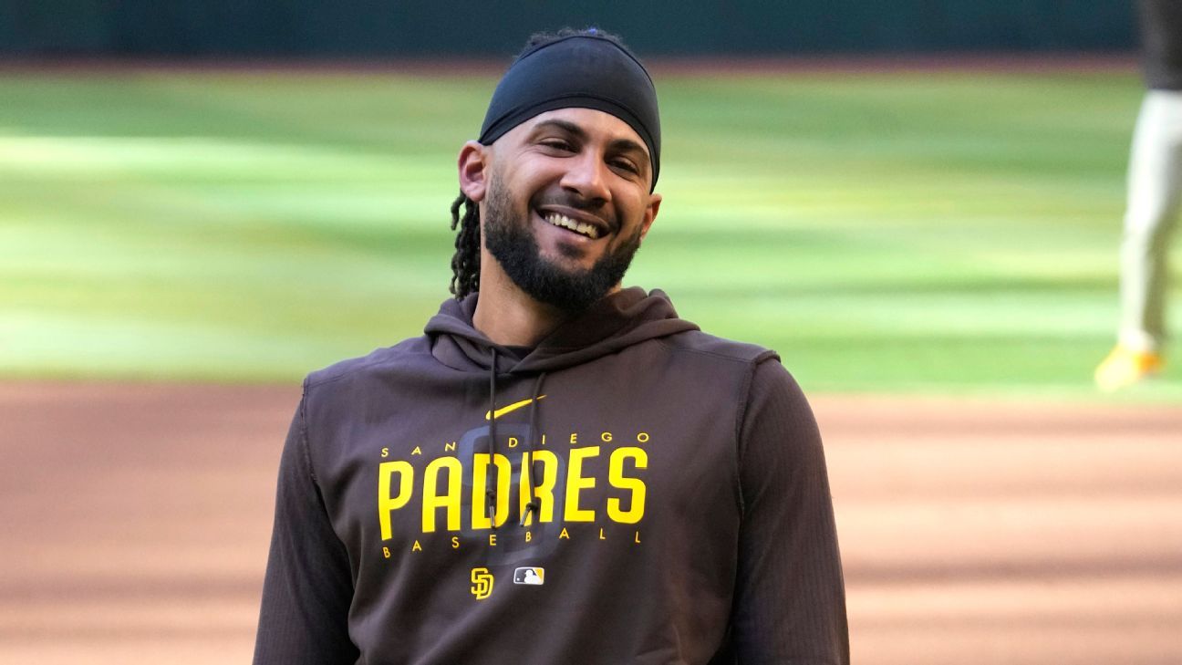 Padres' Fernando Tatis Jr. could be out 3 months with wrist injury