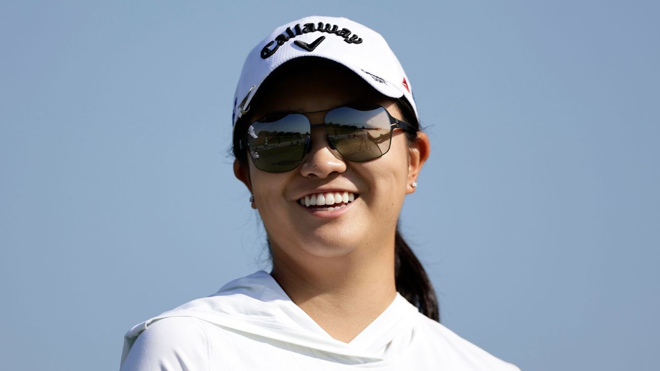 NCAA champ Zhang impresses in pro debut