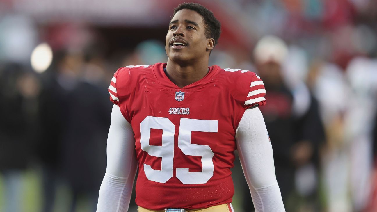 AP source: 49ers agree to 1-year deal with Clelin Ferrell