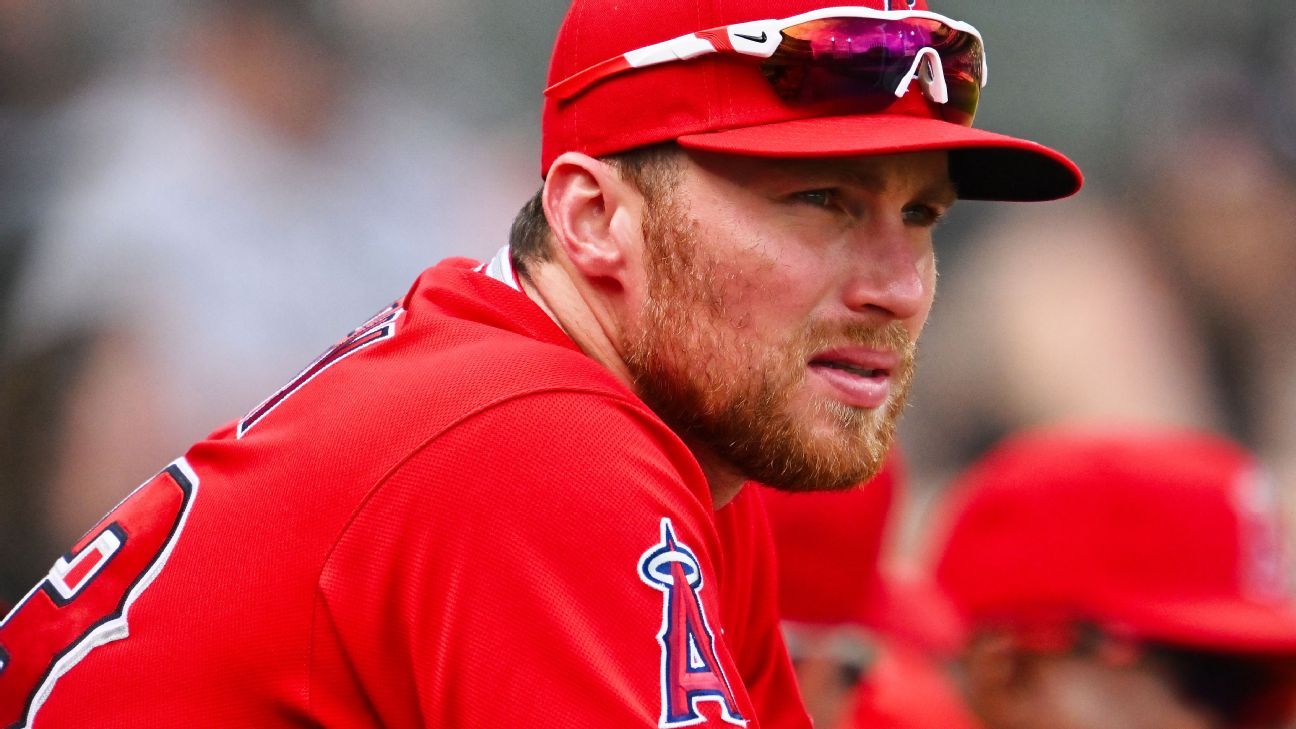 Slumping Angels place INF Drury (shoulder) on IL