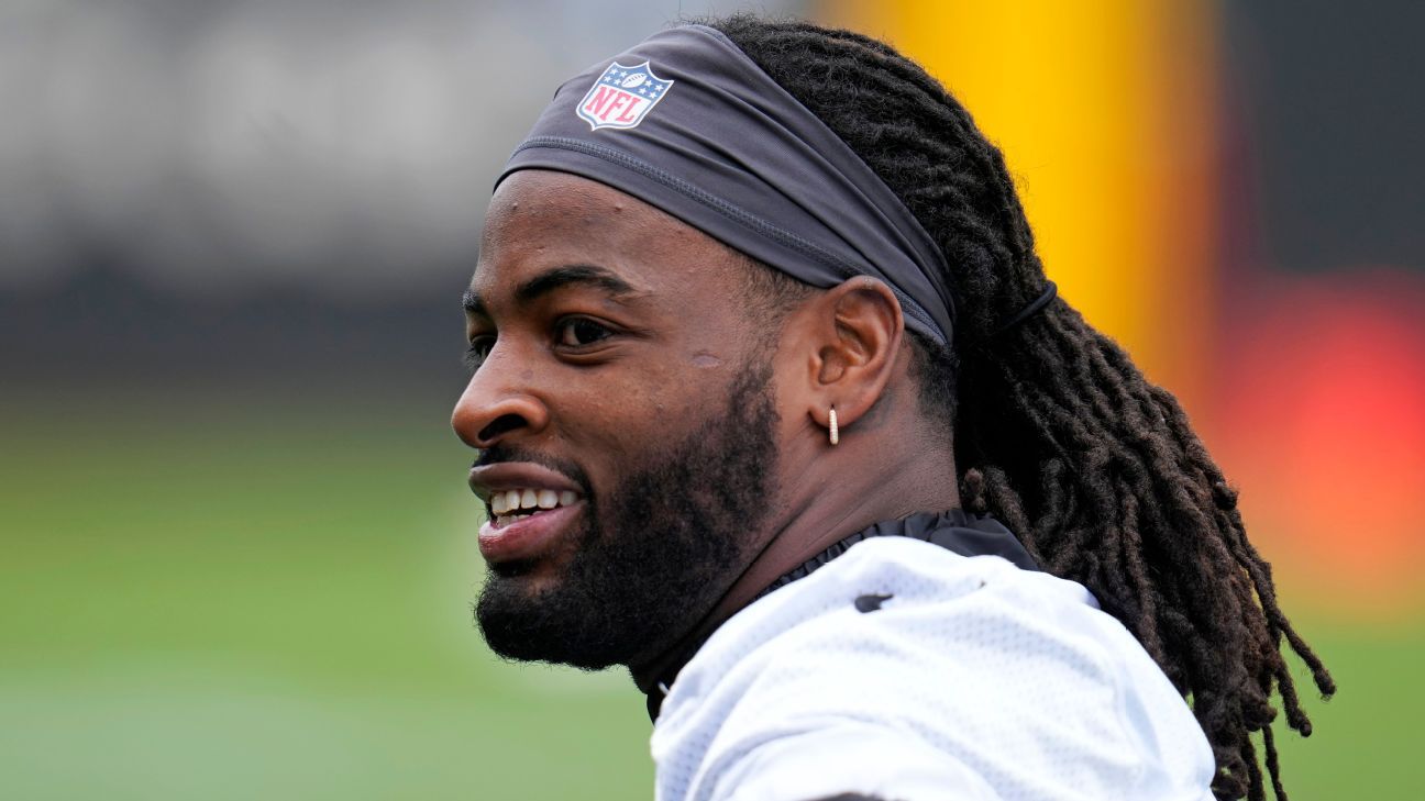 Why Najee Harris' Age, Position Might Just Matter To Steelers