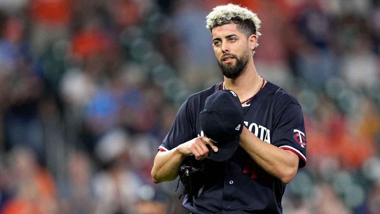 Twins' Lopez to return from IL mental health stint
